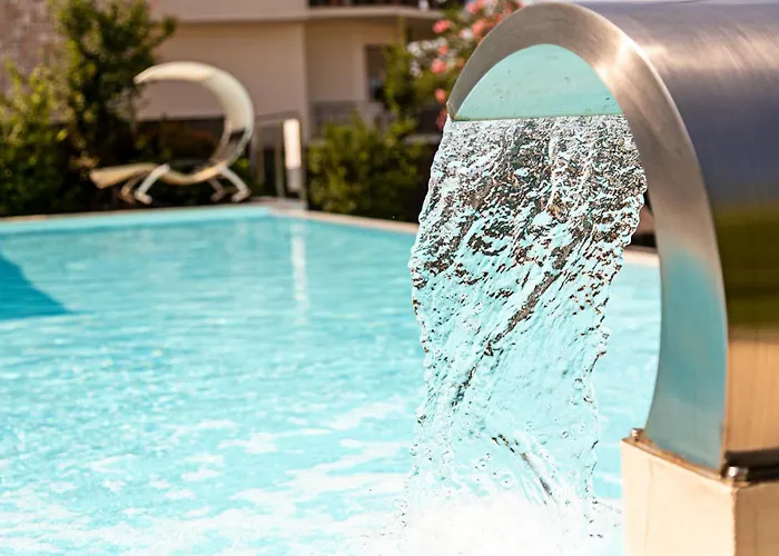 アパートホテル Prada' Eco 4*